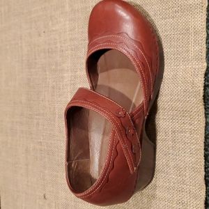 NWB Dansko Mary Janes Harlow